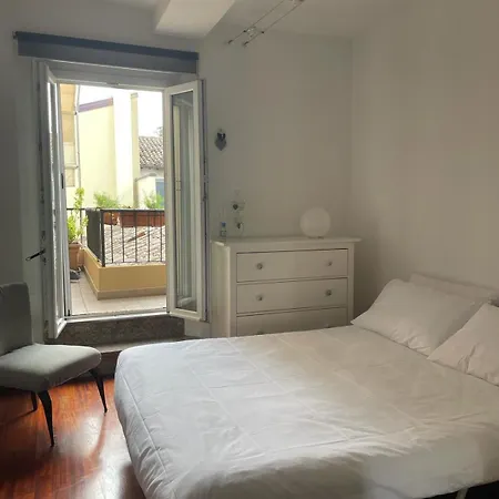 Casa Noe - Trilocale - Centro - Wifi - Spazioso Terrazzo Ravena