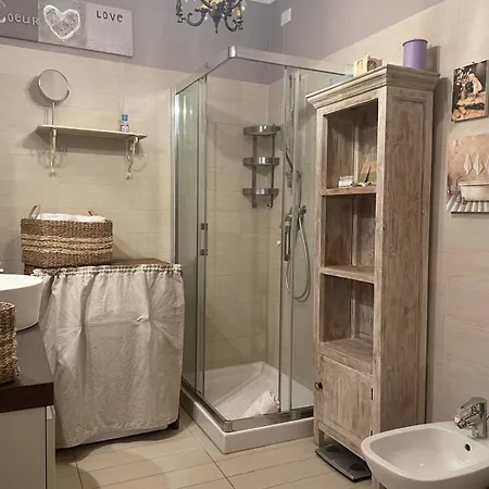 Casa Noe - Trilocale - Centro - Wifi - Spazioso Terrazzo * ראבנה