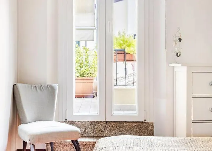 Casa Noe - Trilocale - Centro - Wifi - Spazioso Terrazzo * Ravenna